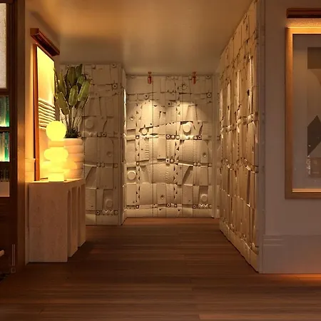 Pulitzer Hotel