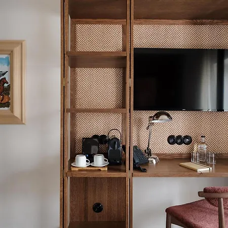 Pulitzer Hotel 4*