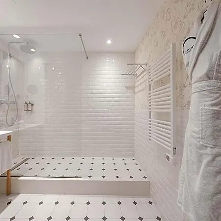 Pulitzer Hotel