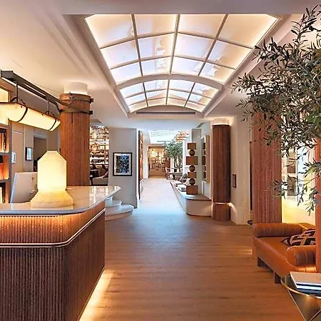 Pulitzer Hotel 4*