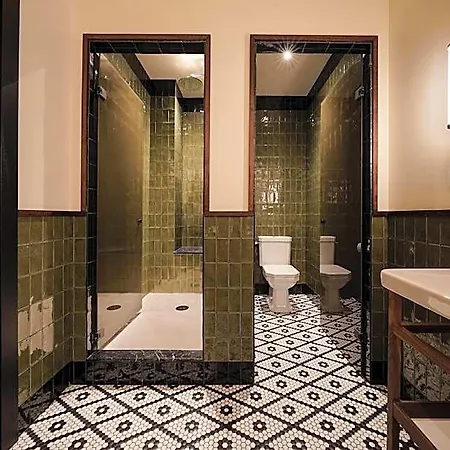 Pulitzer Hotel 4*