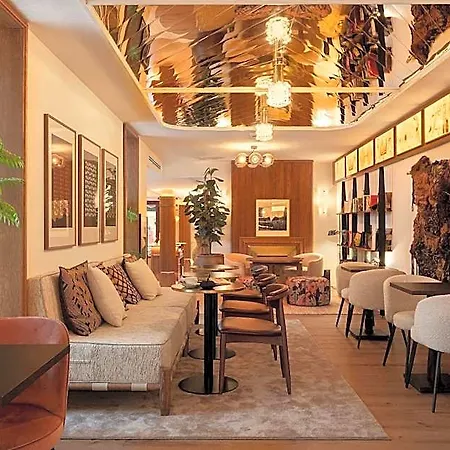 Pulitzer Hotel 4*