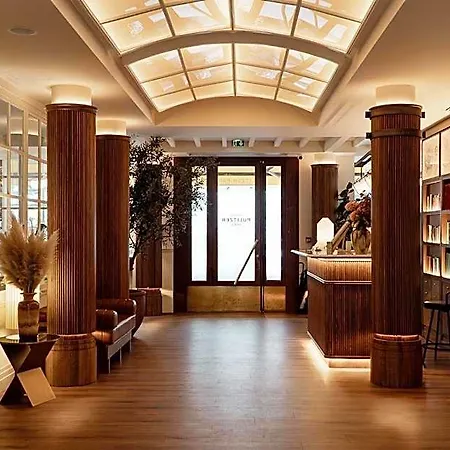 Pulitzer Hotel 4*