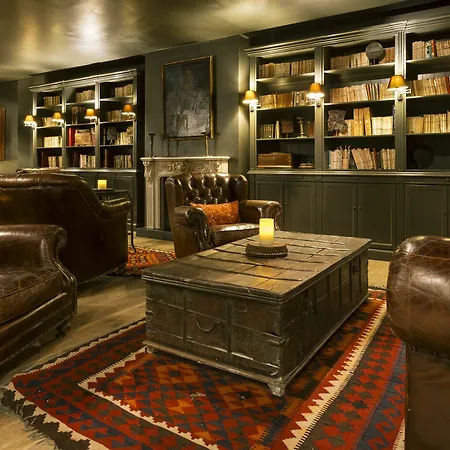Pulitzer Hotel 4*